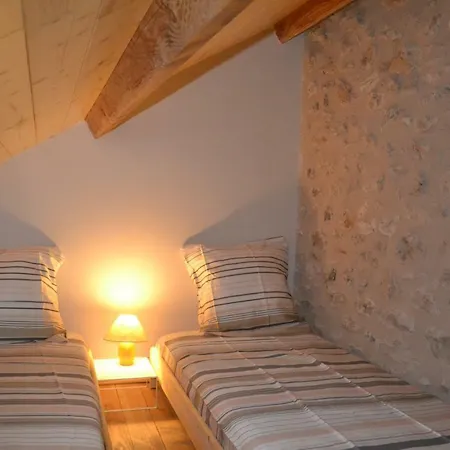 Сasa de vacaciones De Dargilan *